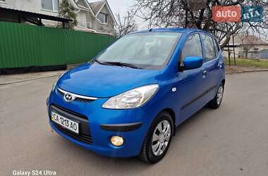 Хэтчбек Hyundai i10 2010 в Черкассах