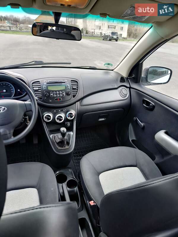 Хэтчбек Hyundai i10 2009 в Тульчине