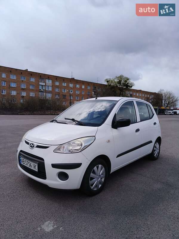 Хэтчбек Hyundai i10 2009 в Тульчине