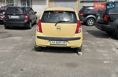 Хетчбек Hyundai i10 2008 в 