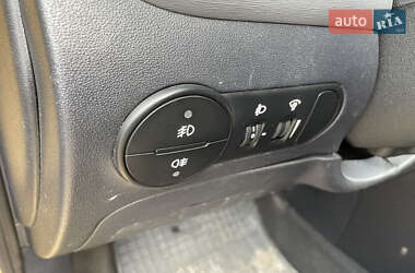 Хетчбек Hyundai i10 2008 в 