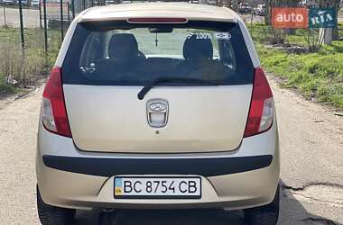 Хэтчбек Hyundai i10 2008 в 
