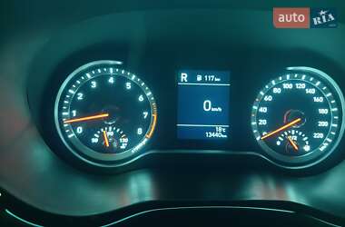 Хэтчбек Hyundai i10 2022 в 