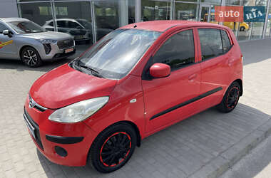 Хэтчбек Hyundai i10 2008 в 