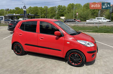 Хэтчбек Hyundai i10 2008 в 