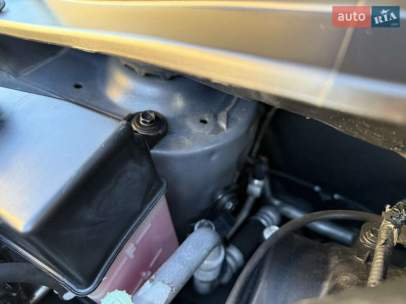 Хэтчбек Hyundai i10 2012 в Одессе
