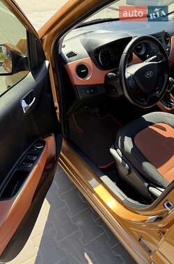 Хэтчбек Hyundai i10 2014 в 