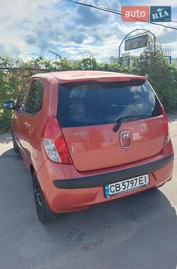 Хетчбек Hyundai i10 2008 в 