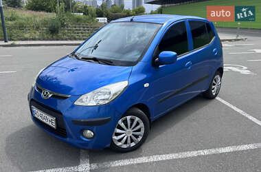 Хэтчбек Hyundai i10 2008 в Киеве