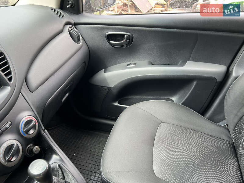 Хэтчбек Hyundai i10 2013 в Харькове фото 27 Хэтчбек Hyundai i10 2013 в Харькове