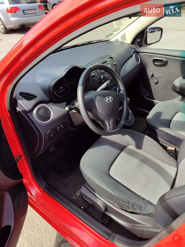 Хетчбек Hyundai i10 2008 в Києві