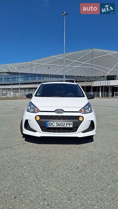 Хэтчбек Hyundai i10 2017 в Львове