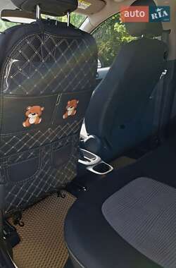 Хэтчбек Hyundai i10 2017 в 