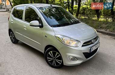 Хэтчбек Hyundai i10 2011 в Тернополе