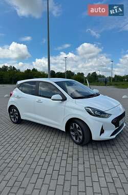 Хэтчбек Hyundai i10 2023 в Львове