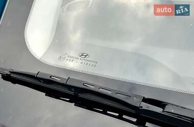 Хэтчбек Hyundai i10 2023 в 
