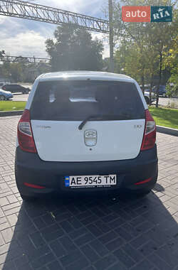 Хэтчбек Hyundai i10 2012 в 