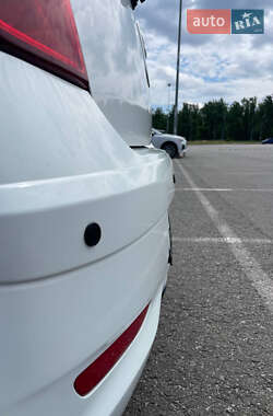 Хэтчбек Hyundai i10 2013 в 