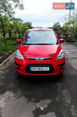 Хэтчбек Hyundai i10 2010 в Житомире