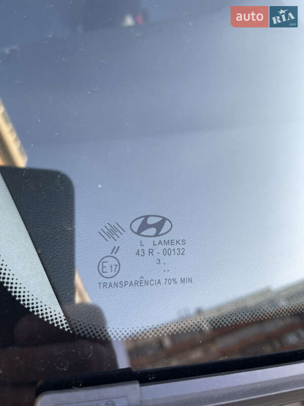 Хетчбек Hyundai i10 2014 в Запоріжжі