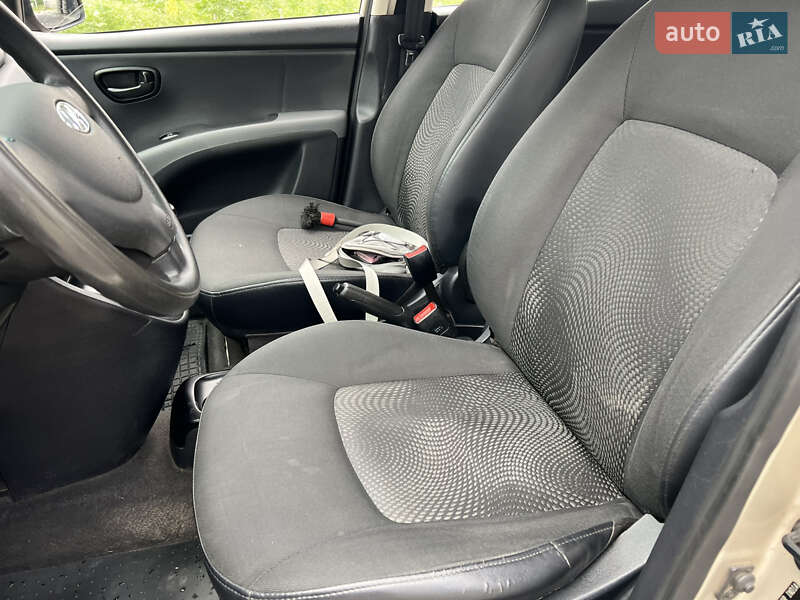 Хэтчбек Hyundai i10 2013 в Харькове фото 20 Хэтчбек Hyundai i10 2013 в Харькове