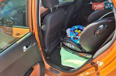 Хэтчбек Hyundai i10 2014 в 