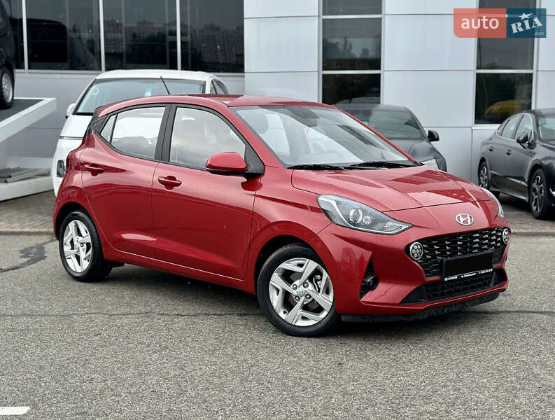 Хэтчбек Hyundai i10 2021 в 