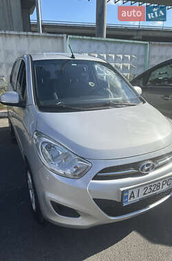 Хэтчбек Hyundai i10 2013 в Софиевской Борщаговке