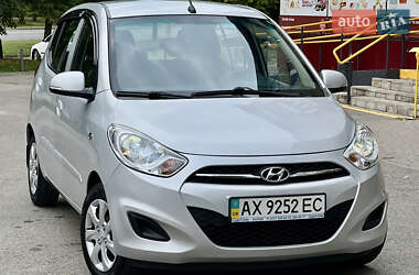 Хетчбек Hyundai i10 2013 в Харкові