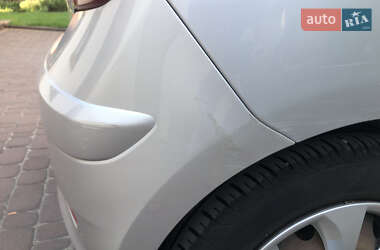 Хэтчбек Hyundai i10 2013 в 