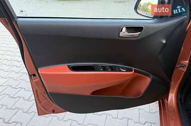 Хэтчбек Hyundai i10 2014 в 