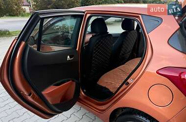 Хэтчбек Hyundai i10 2014 в 