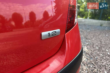 Хэтчбек Hyundai i10 2009 в 