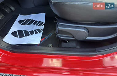 Хэтчбек Hyundai i10 2009 в 