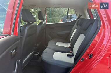 Хэтчбек Hyundai i10 2009 в 