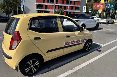 Хэтчбек Hyundai i10 2009 в 