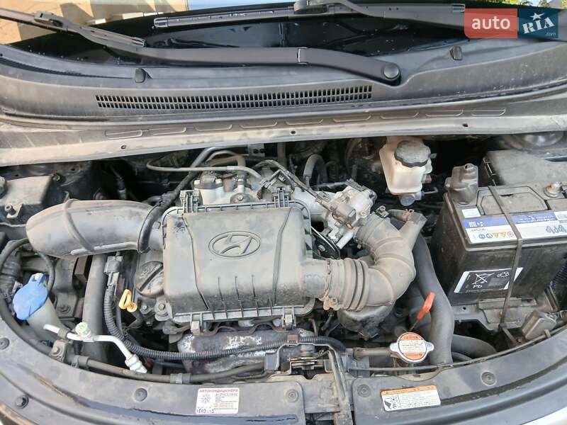 Хэтчбек Hyundai i10 2009 в Львове