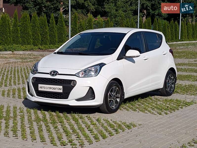 Хэтчбек Hyundai i10 2018 в 