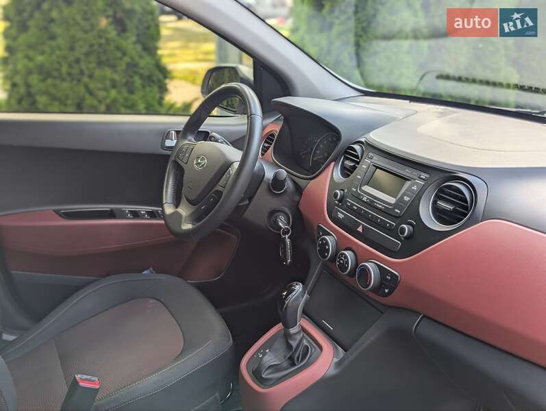 Хэтчбек Hyundai i10 2018 в Харькове