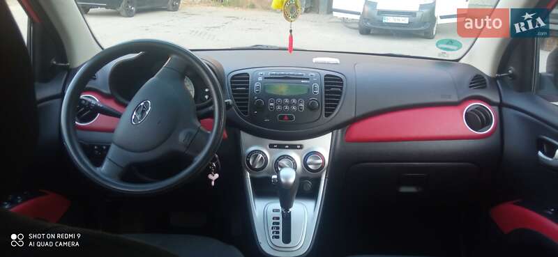 Хэтчбек Hyundai i10 2009 в Львове