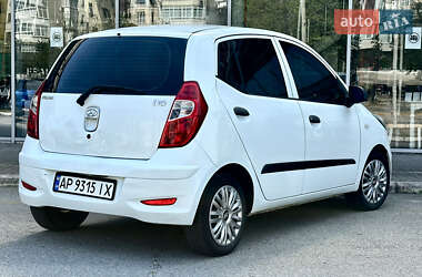 Хэтчбек Hyundai i10 2011 в 
