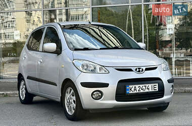 Хэтчбек Hyundai i10 2008 в 