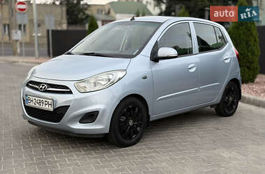 Хэтчбек Hyundai i10 2011 в 