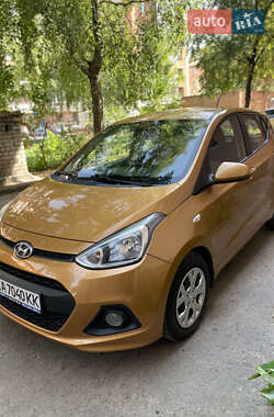 Хэтчбек Hyundai i10 2015 в 