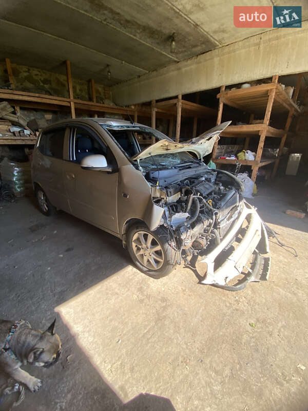 Хэтчбек Hyundai i10 2013 в Богуславе