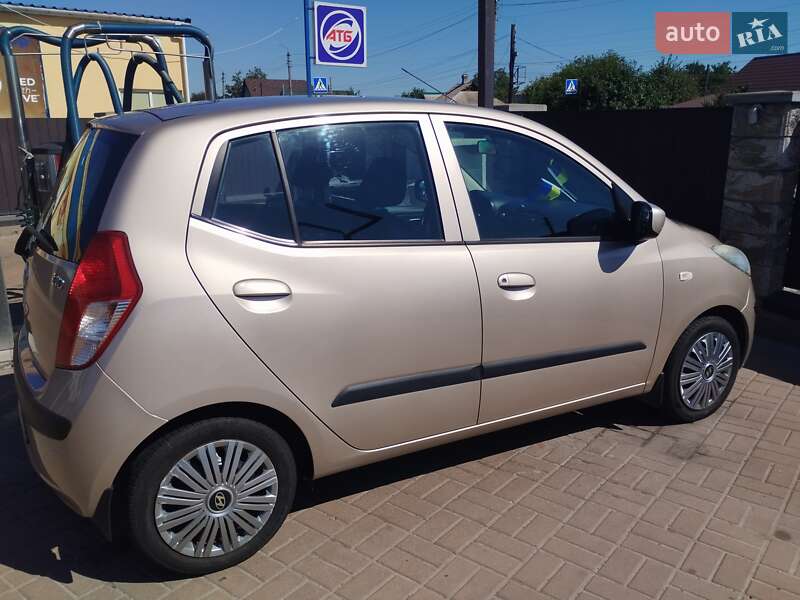 Хэтчбек Hyundai i10 2008 в Белой Церкви