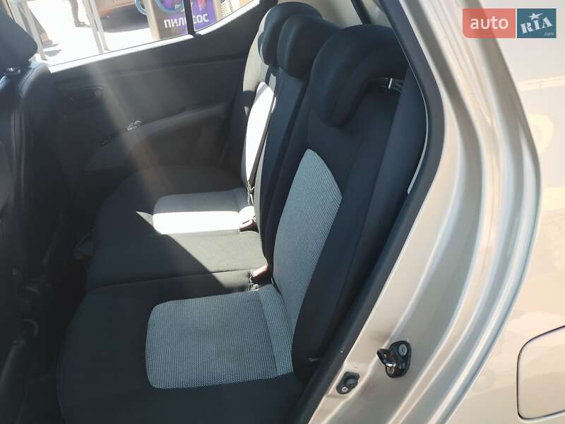 Хэтчбек Hyundai i10 2008 в Белой Церкви
