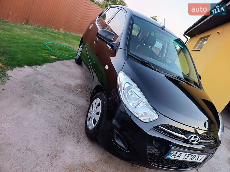 Hyundai i10 2012