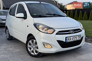 Хэтчбек Hyundai i10 2011 в 
