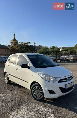 Хэтчбек Hyundai i10 2011 в 
